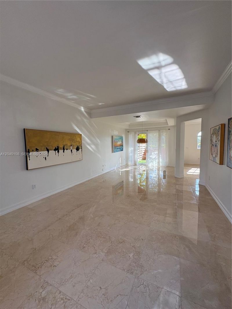 18410 NE 30th Ave, Unit 18410, Aventura, FL 33160 Photo