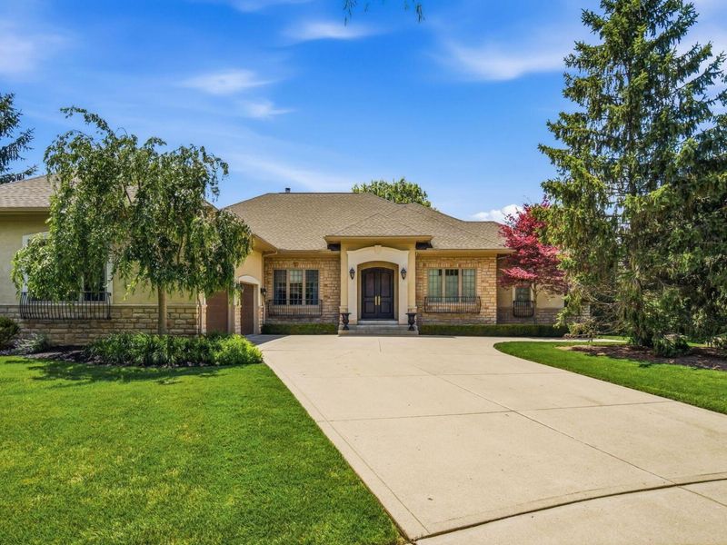7843 Windy Hill Court, Dublin, OH 43016 Photo 1