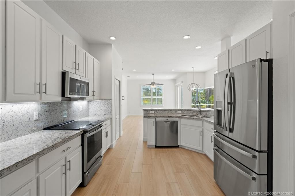371 NW Emilia Way, Jensen Beach, FL 34957 Photo