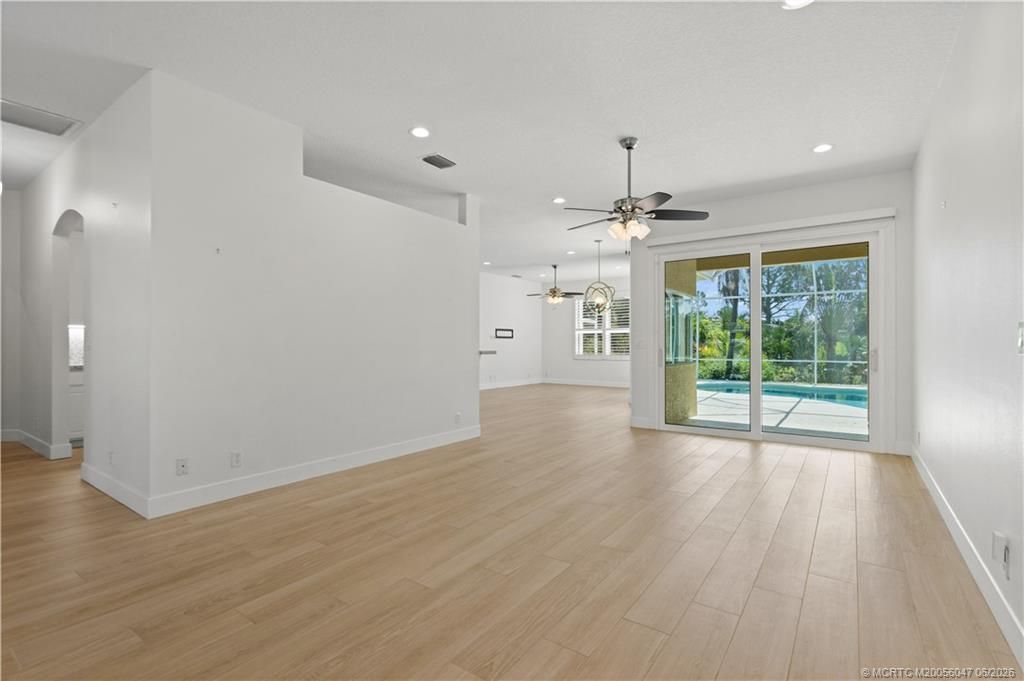 371 NW Emilia Way, Jensen Beach, FL 34957 Photo