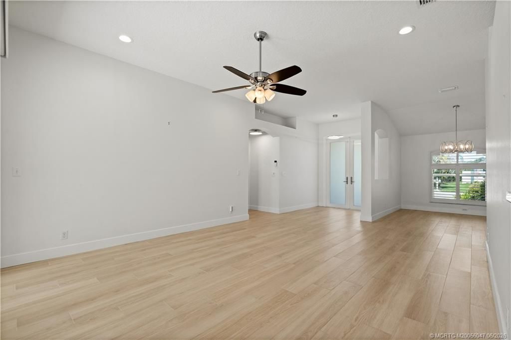 371 NW Emilia Way, Jensen Beach, FL 34957 Photo
