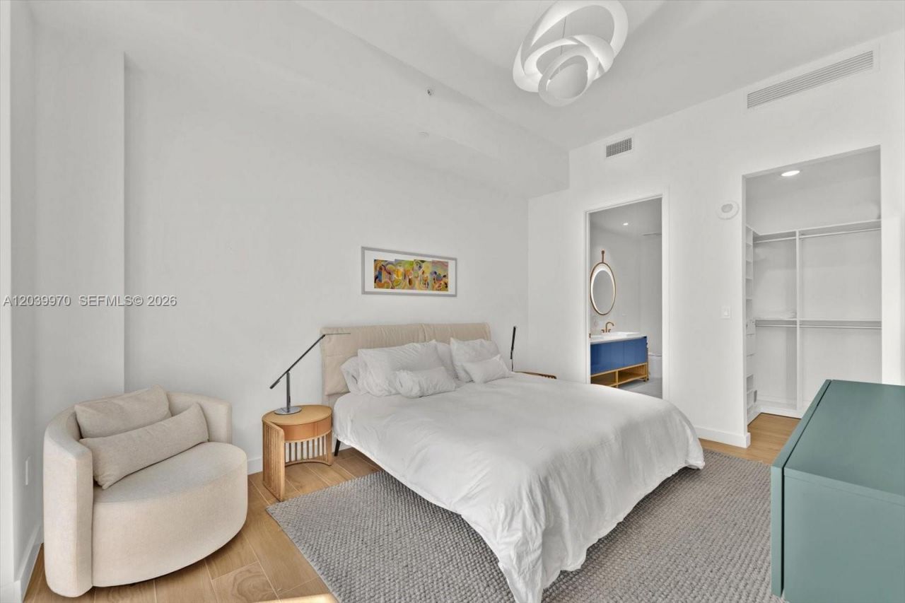 2655 S Bayshore Dr , Unit 1206, Miami, FL 33133 Photo