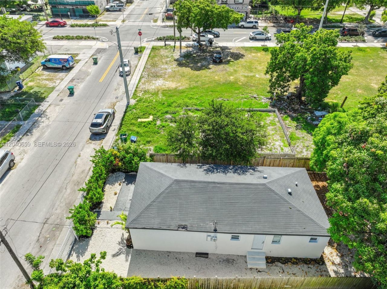 1820 NW 63rd St , Miami, FL 33147 Photo