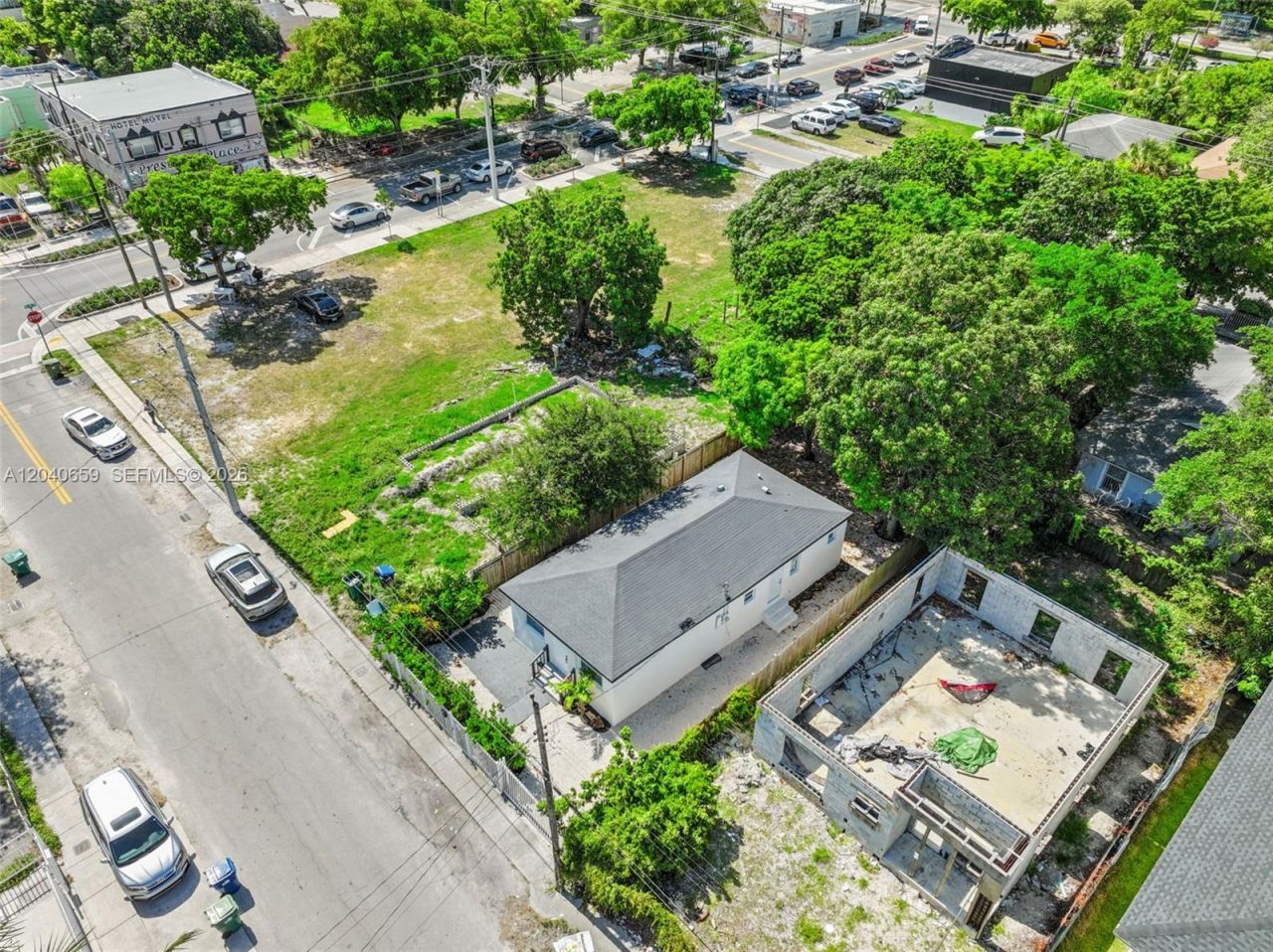 1820 NW 63rd St , Miami, FL 33147 Photo