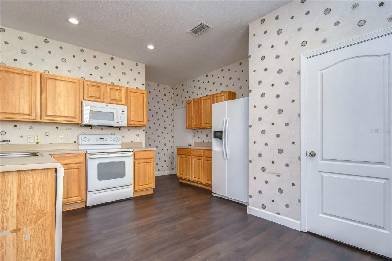 4744 Pond Ridge Drive, Unit 1, Riverview, FL 33578 Photo