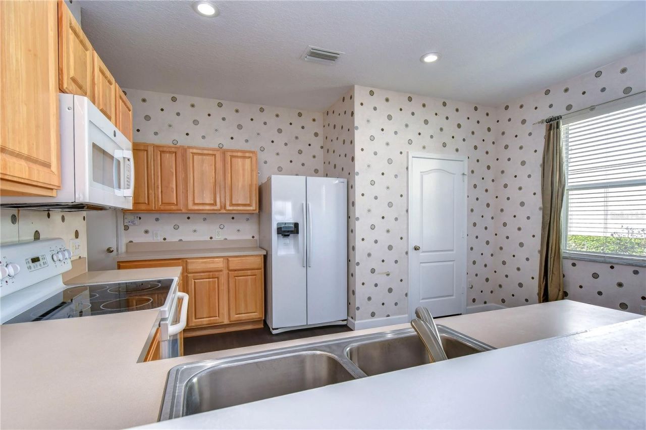 4744 Pond Ridge Drive, Unit 1, Riverview, FL 33578 Photo