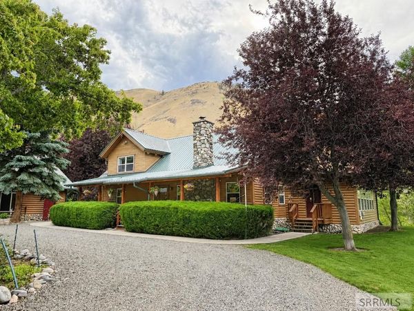 14 Salmon Lane, SALMON, ID 83467
