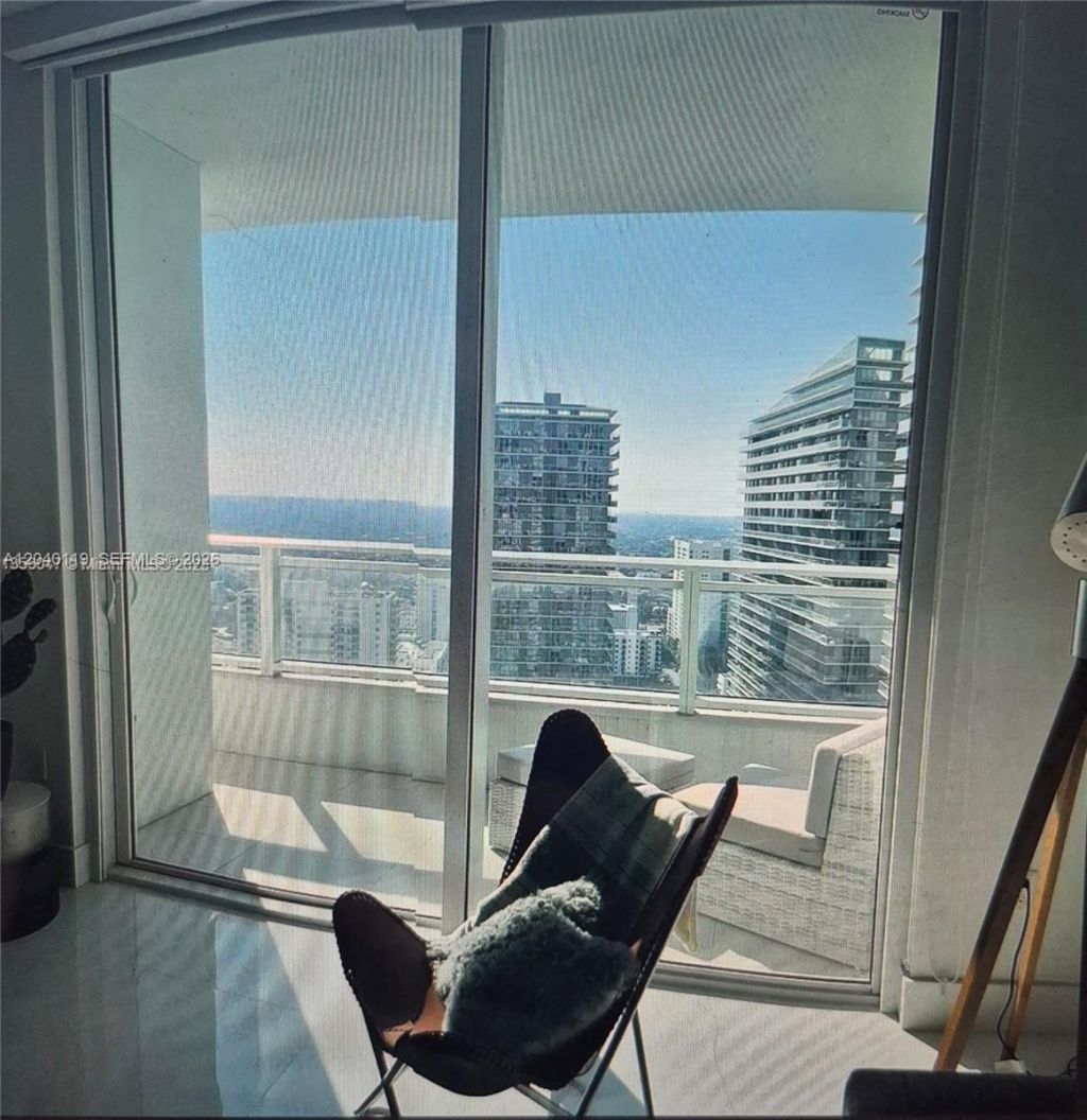 1080 Brickell Ave , Unit 3203, Miami, FL 33131 Photo