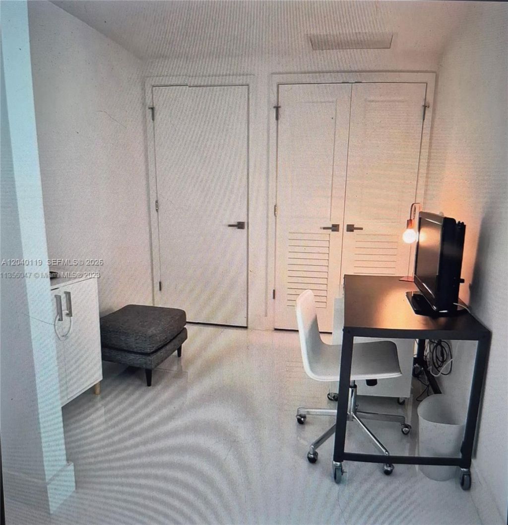 1080 Brickell Ave , Unit 3203, Miami, FL 33131 Photo