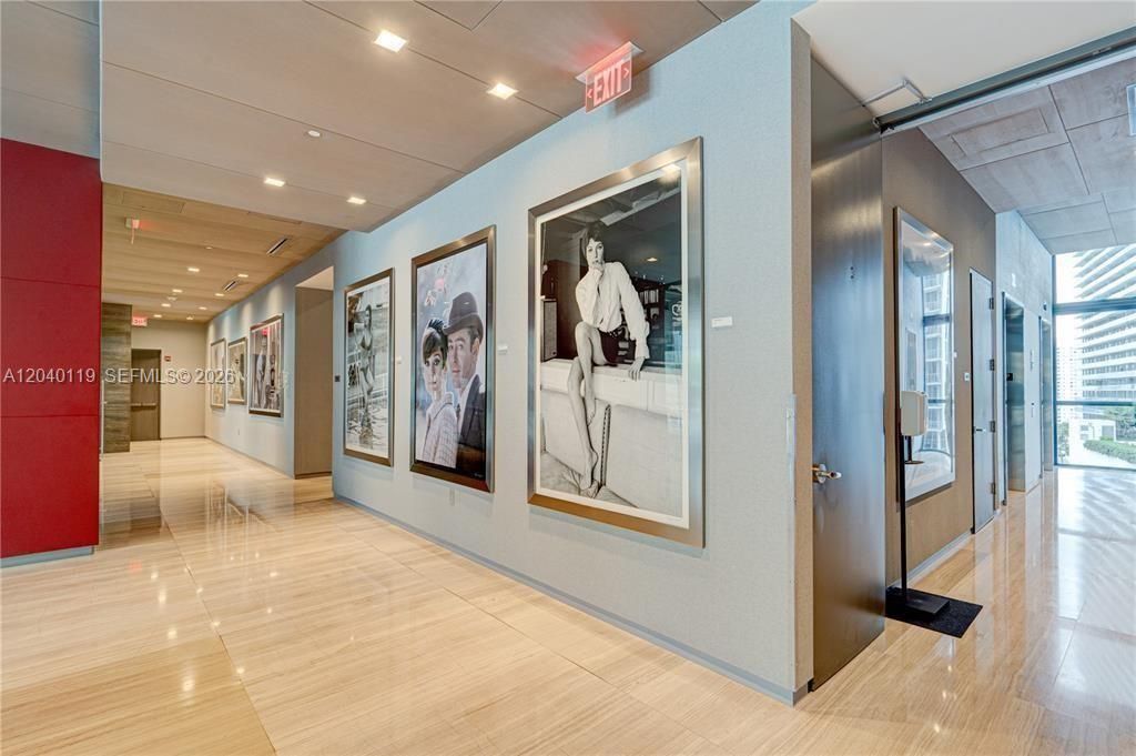 1080 Brickell Ave , Unit 3203, Miami, FL 33131 Photo