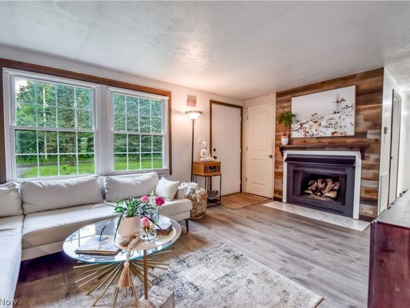 15755 Messenger Road, Chagrin Falls, OH 44023 Photo 3