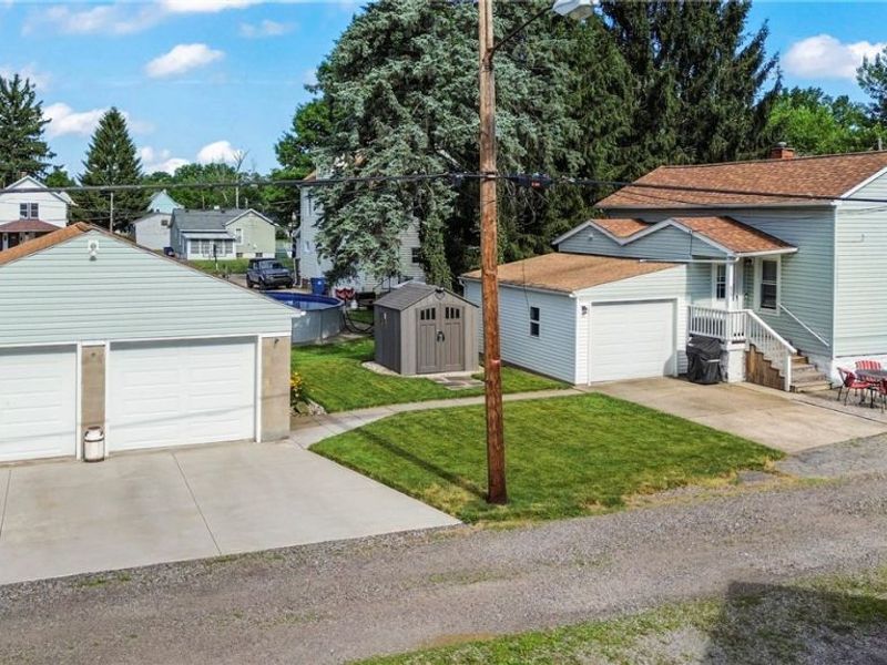 629 Clinton Street, Niles, OH 44446 Photo 3