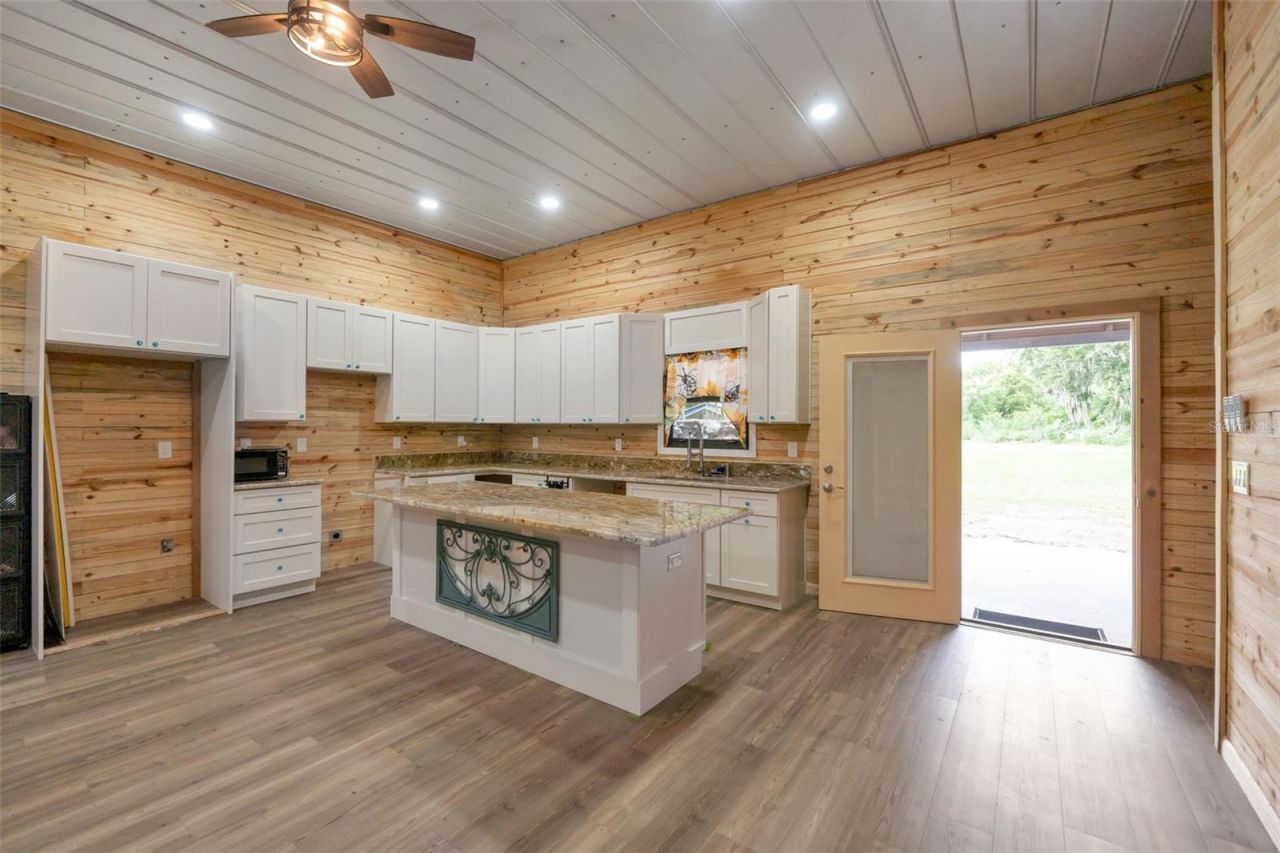 2102 Old Polk City Road, Lakeland, FL 33809 Photo