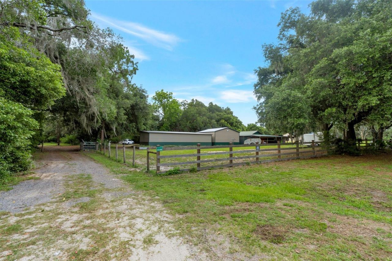 2102 Old Polk City Road, Lakeland, FL 33809 Photo