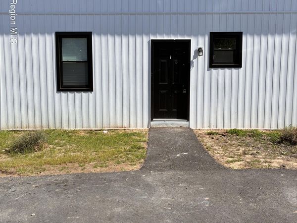 1154 U.S. 9 , Unit 8, Hudson, NY 12534