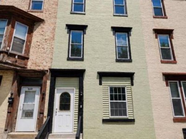 1642 MARKET STREET , HARRISBURG, PA 17103