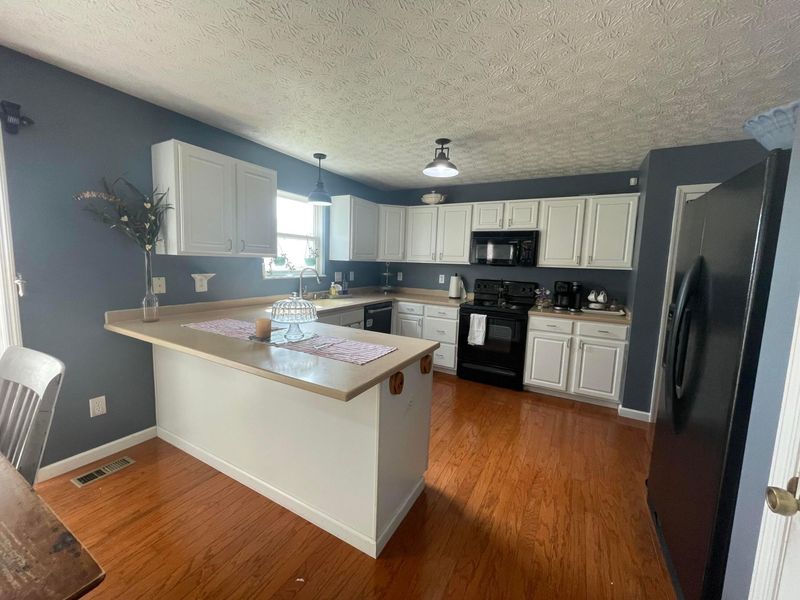 173 Butternut Pass, Commercial Point, OH 43116 Photo 10