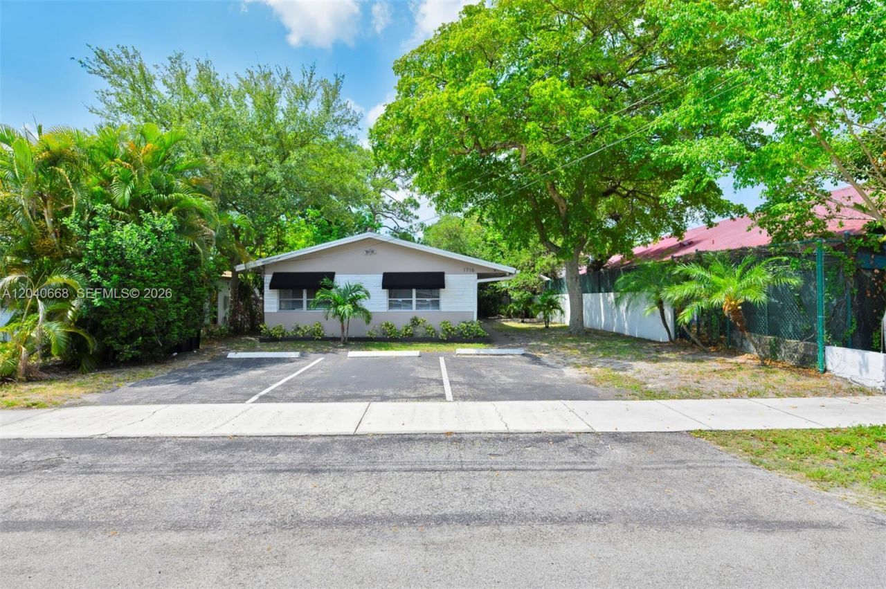 1716 SW 11th Ct, Unit 3, Fort Lauderdale, FL 33312 Photo