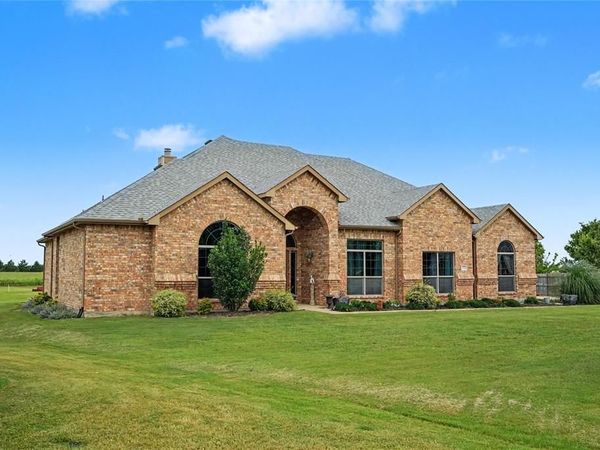 178 Chazlynn Court, Waxahachie, TX 75165