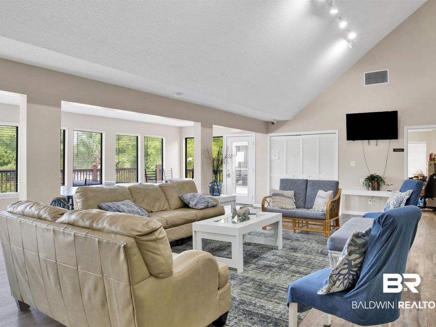 Property Image 81