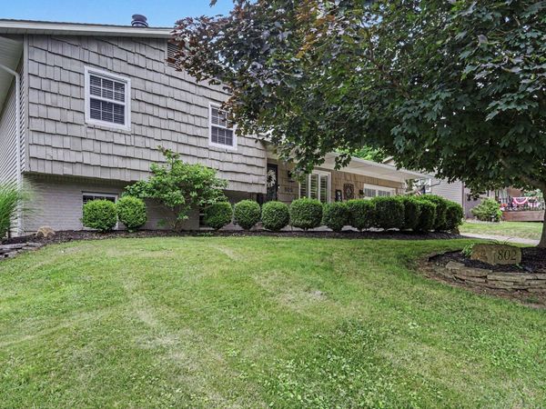 802 Larkspur Drive, Newark, OH 43055