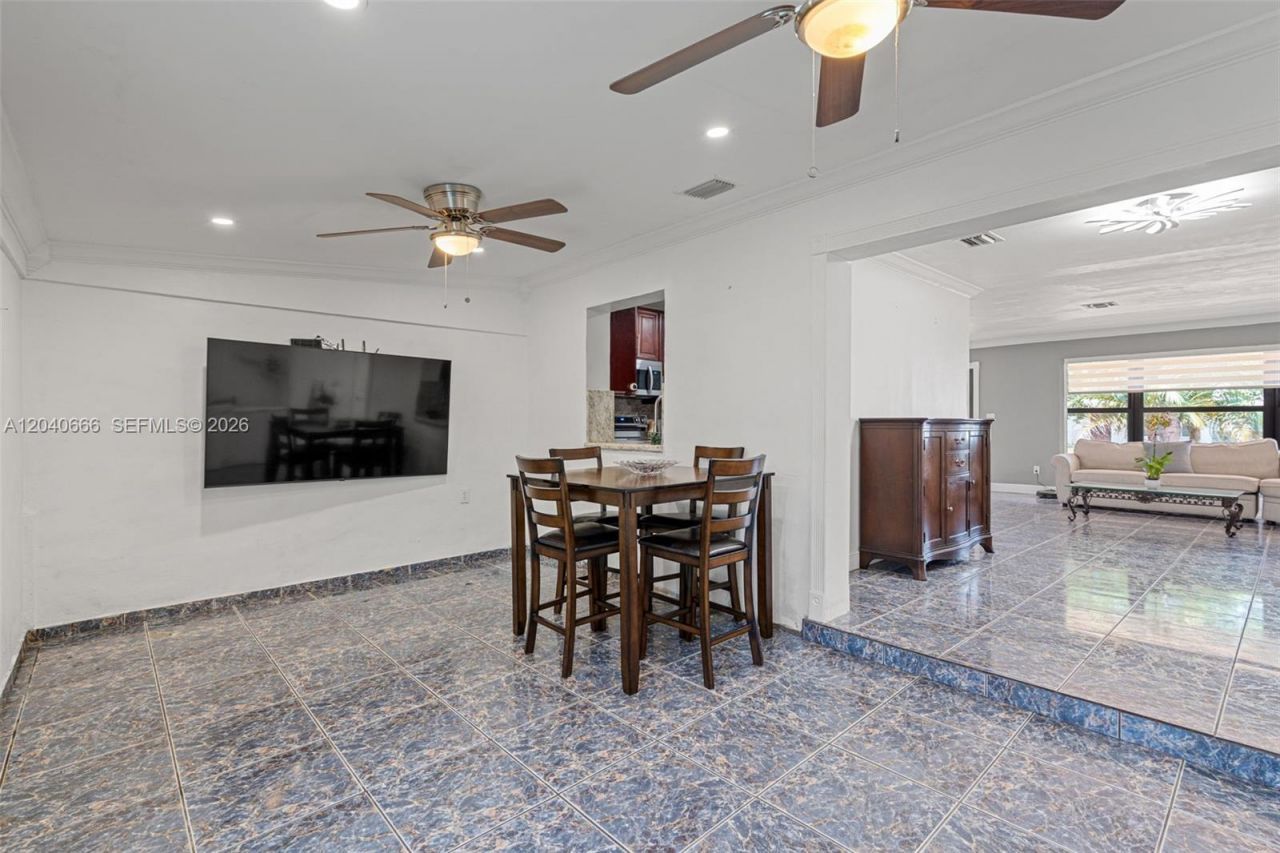 7701 W 16th Ct, Hialeah, FL 33014 Photo