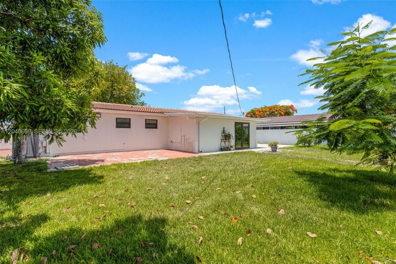 7701 W 16th Ct, Hialeah, FL 33014 Photo