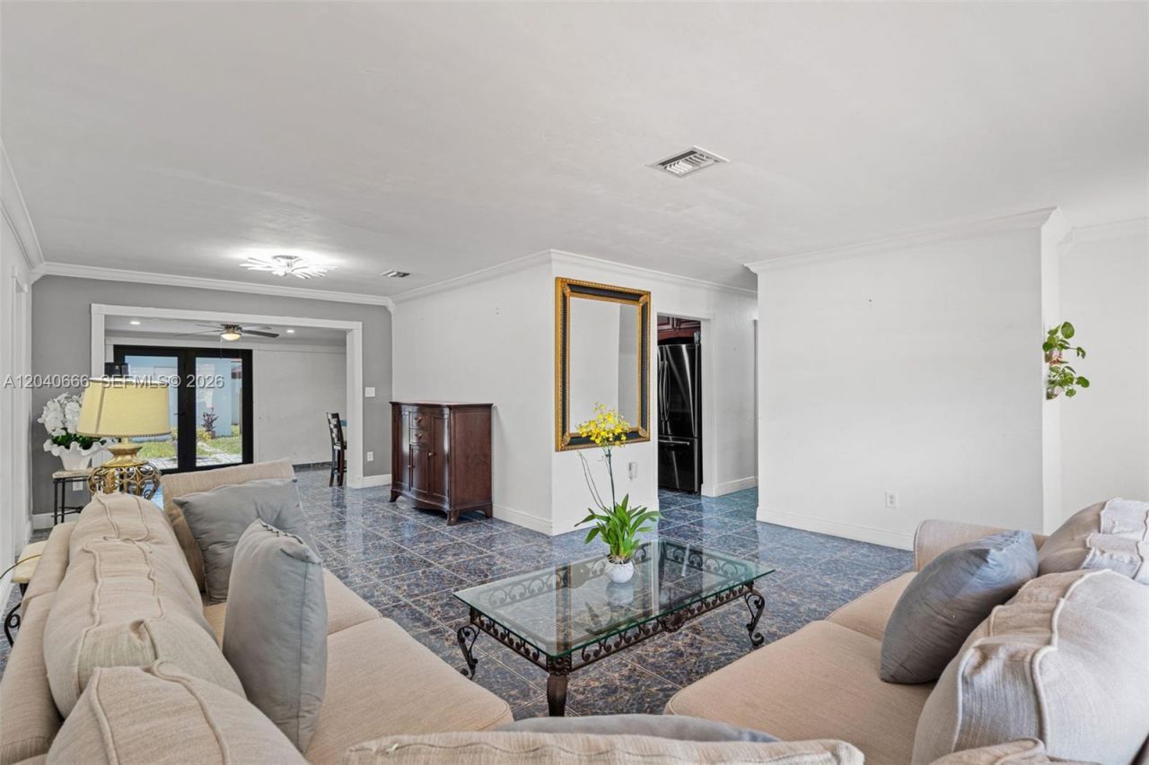 7701 W 16th Ct, Hialeah, FL 33014 Photo