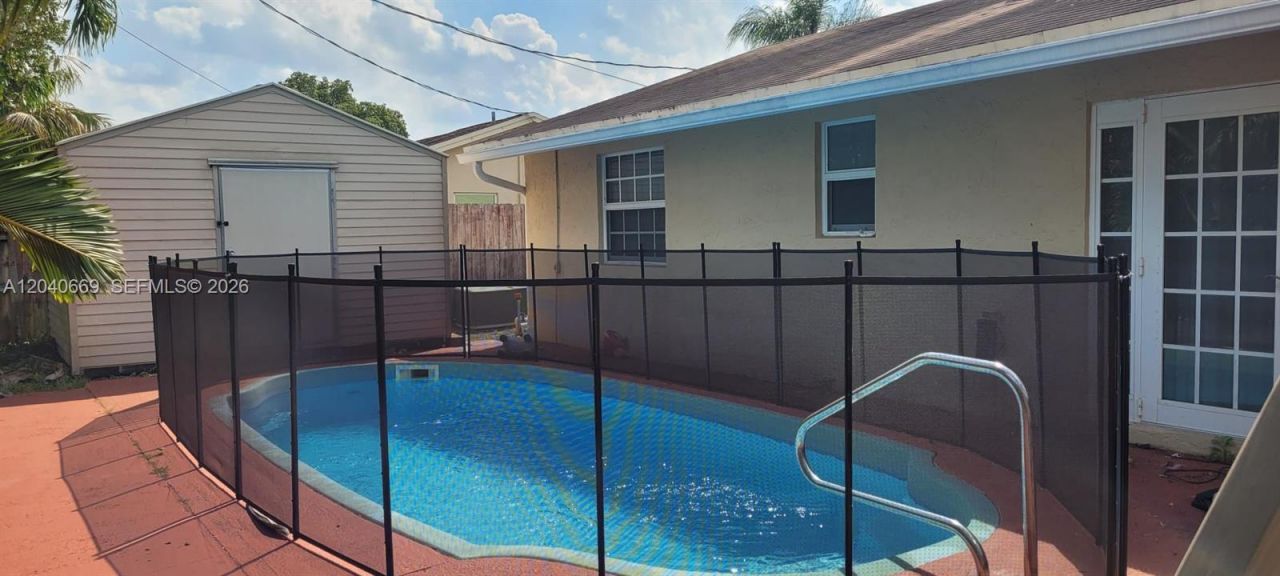 6645 Franklin St , Hollywood, FL 33024 Photo