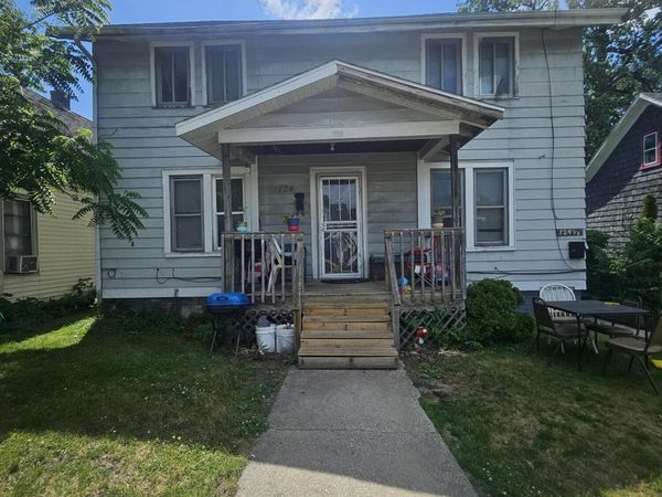 124 N Woodland Avenue , Michigan City, IN 46360