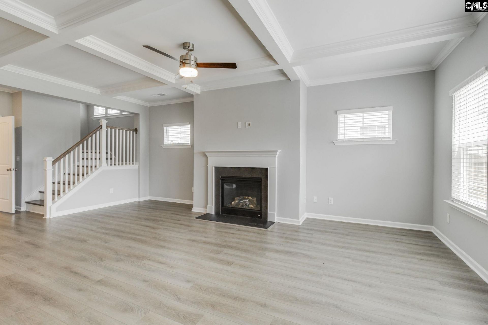 916 Appian Way Photo 16