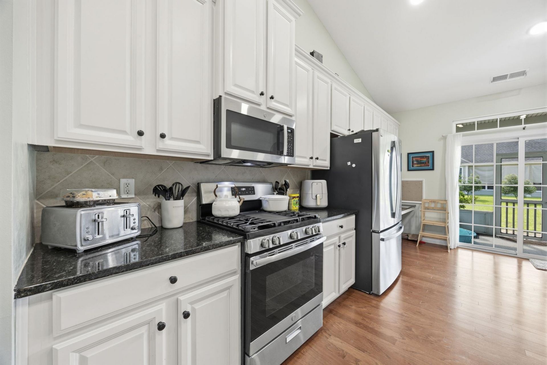 1758 Legacy Loop Photo 13