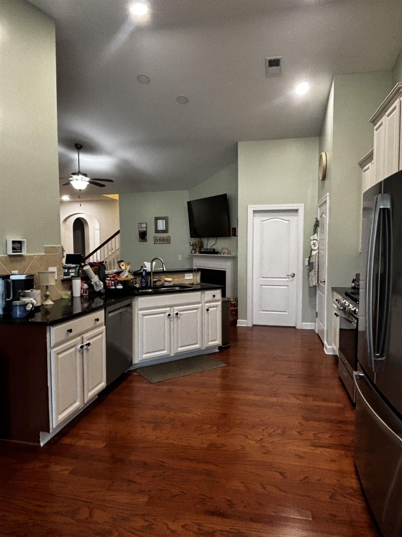 1758 Legacy Loop  Photo 8
