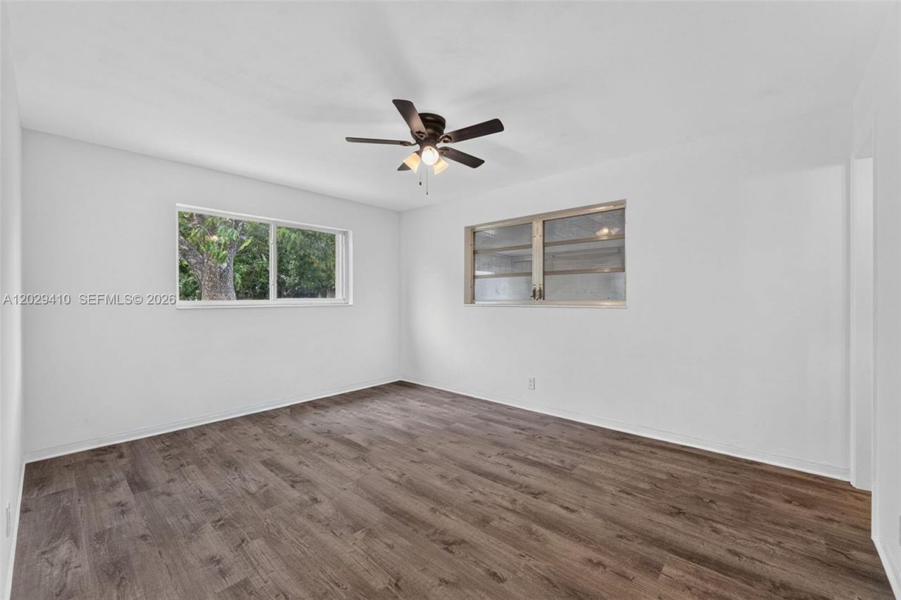 365 NW 46th St, Oakland Park, FL 33309 Photo