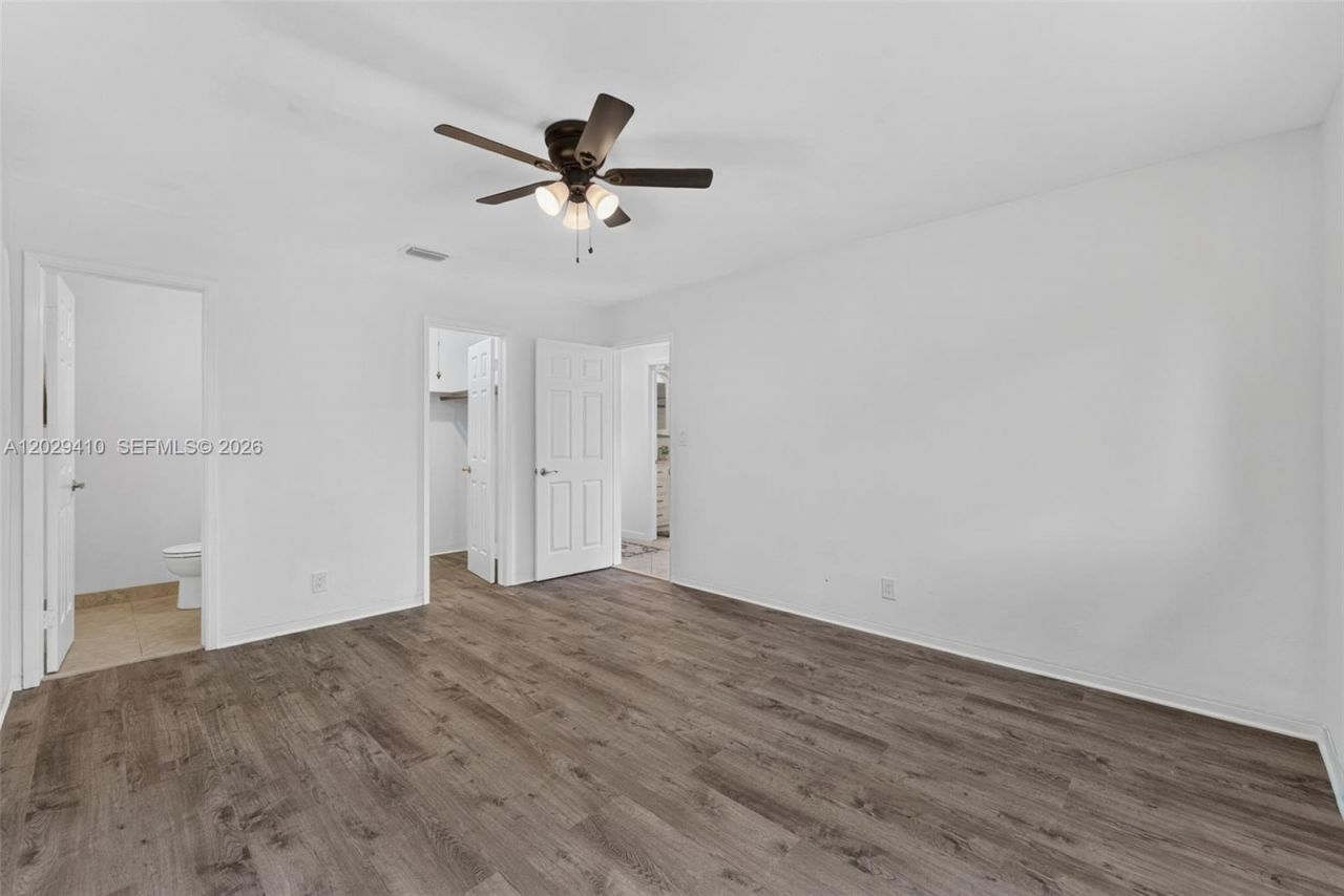 365 NW 46th St, Oakland Park, FL 33309 Photo