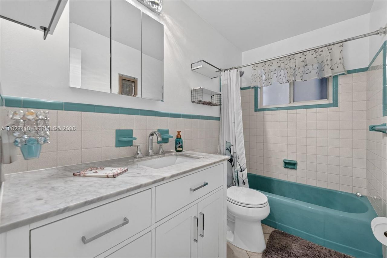 365 NW 46th St, Oakland Park, FL 33309 Photo