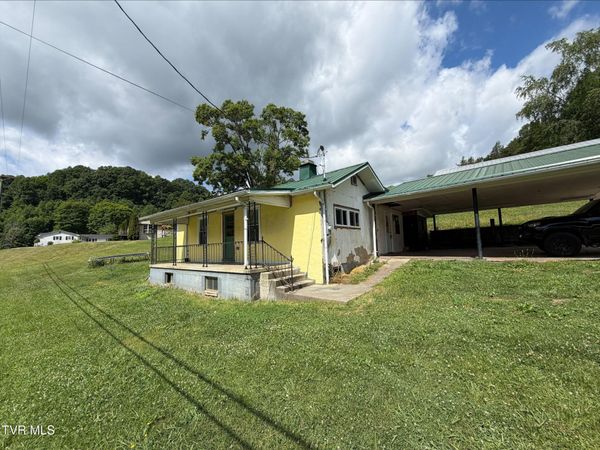21538 Benhams Road, Bristol, VA 24202