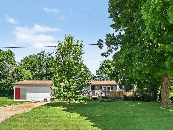 141 E Franklin Street, Woodland, MI 48897