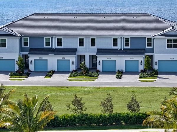 5022 Draco CIR, NAPLES, FL 34120