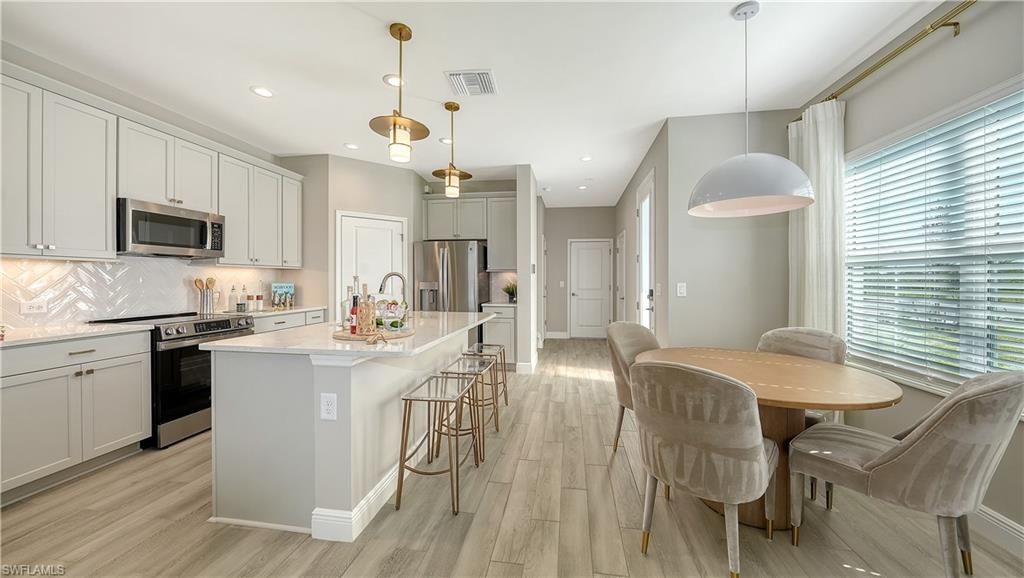 5022 Draco Cir, Naples, FL 34120 Photo