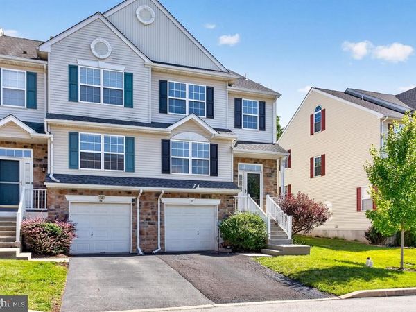 323 GLENN ROSE CIRCLE, KING OF PRUSSIA, PA 19406