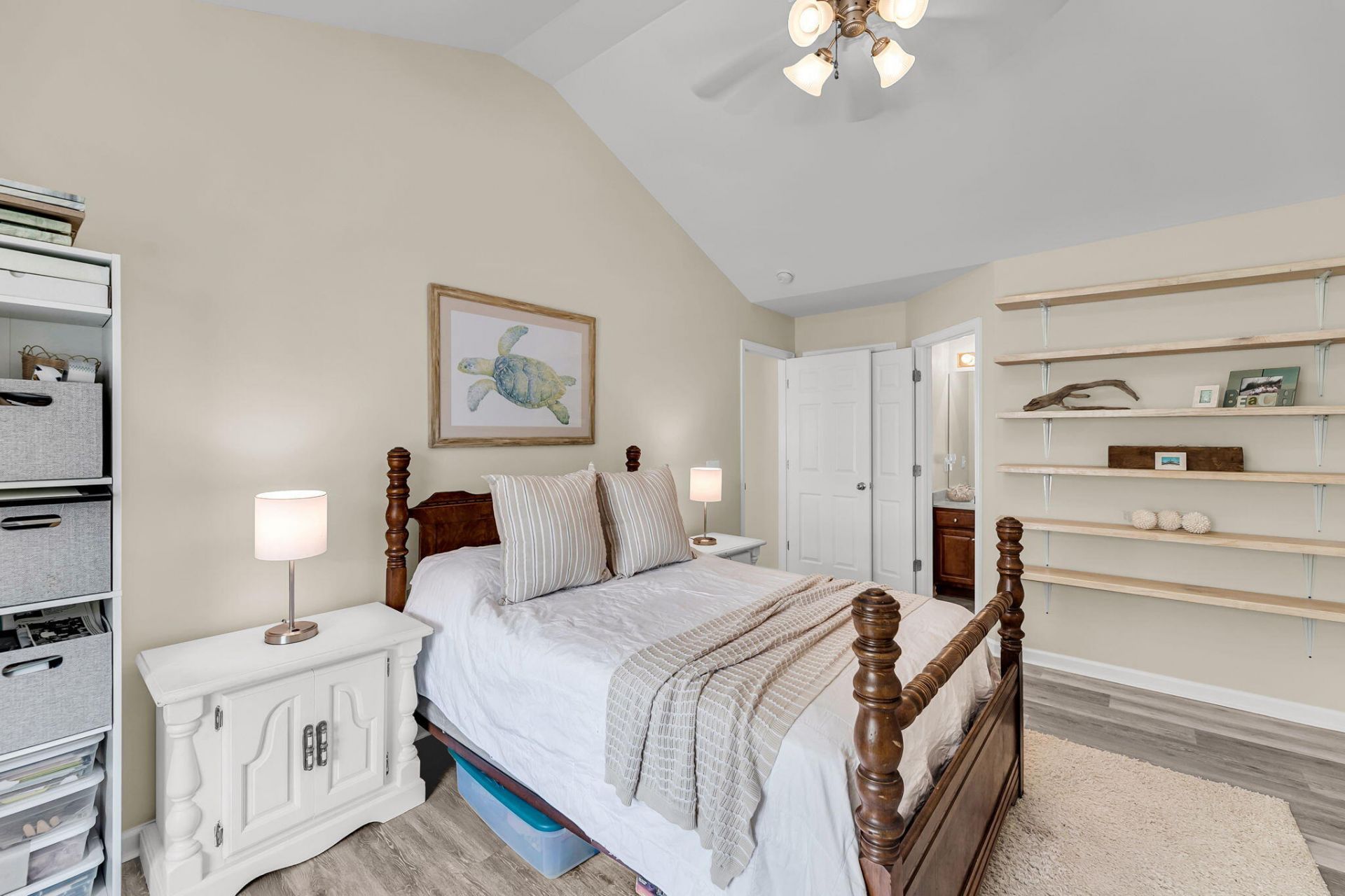 1502 Royal Colony Road Photo 11