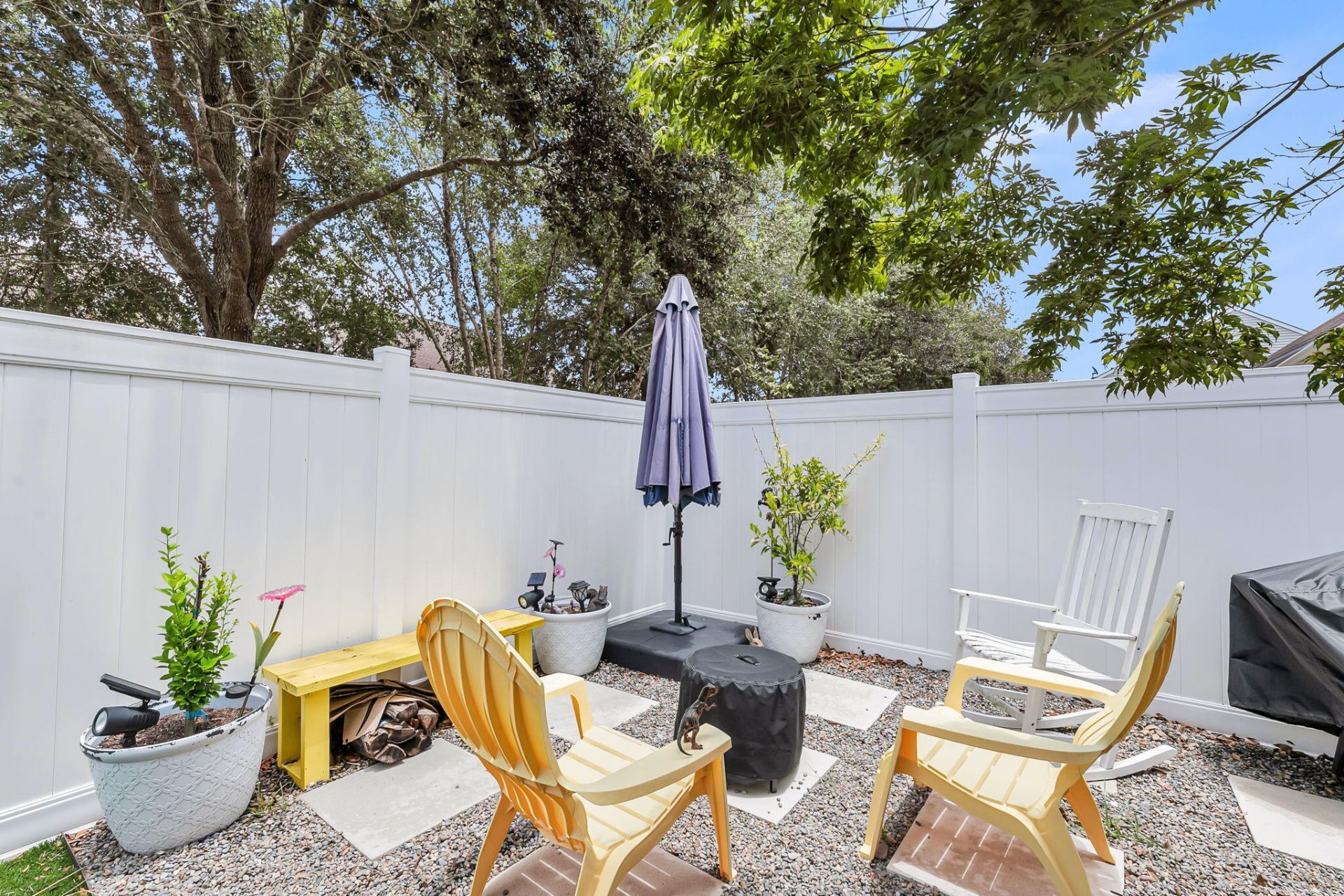 1502 Royal Colony Road Photo 18