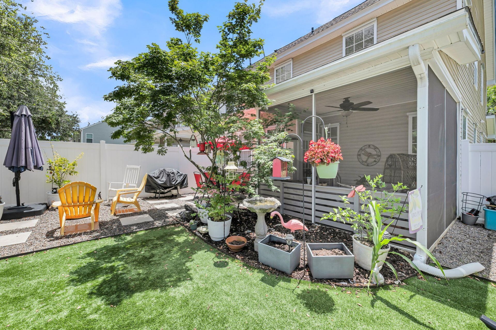 1502 Royal Colony Road Photo 21