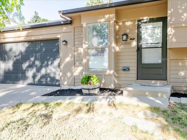 20652 E Batavia Drive, Aurora, CO 80011