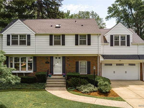 24 Huxley Drive , Amherst, NY 14226