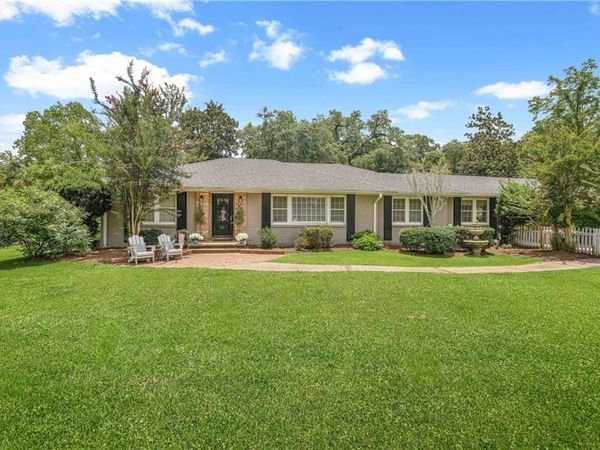 911 W CHURCH Street, Hammond, LA 70401
