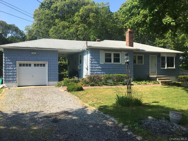 50 Pine Street , East Patchogue, NY 11772