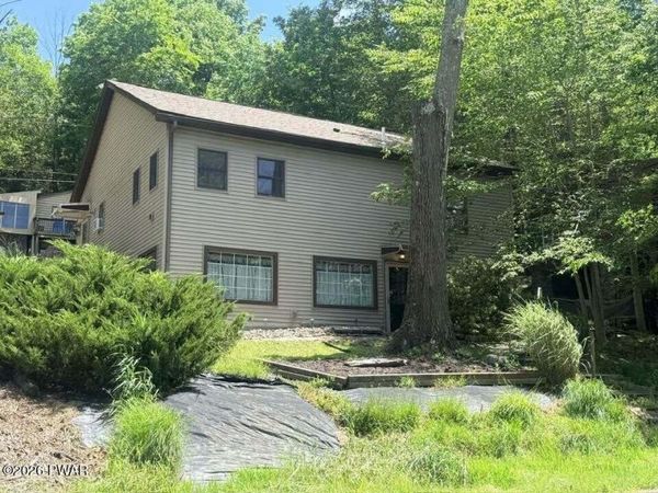 93 Cub Road , Lake Ariel, PA 18436