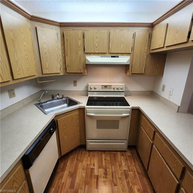 4681 Lakeside Club Blvd, Unit 11-C2, Fort Myers, FL 33905 Photo